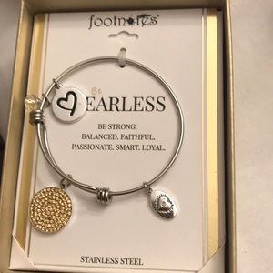 Silver footnotes charm bracelet